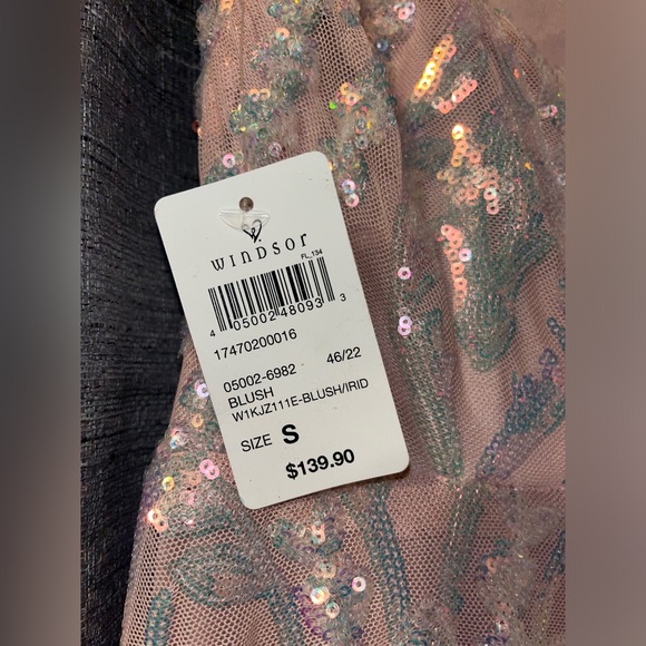 Prom dress - Picture 5 of 5